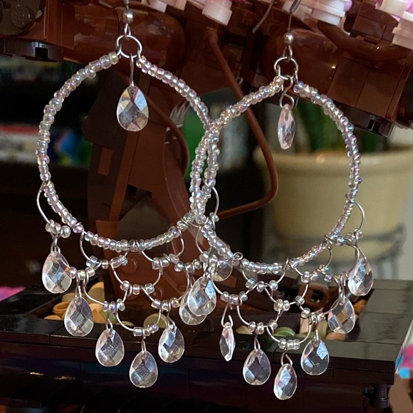 Jewelry - 💖 5/$25 | Stunning Silver Hoop Chandelier Teardrop Beaded Earrings